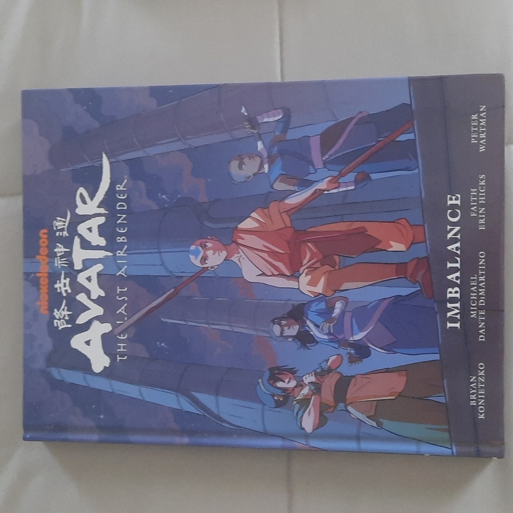 Avatar The Last Airbender large book